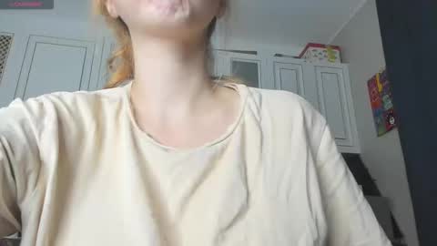 Olivia online show from 10-21-25, 08:20