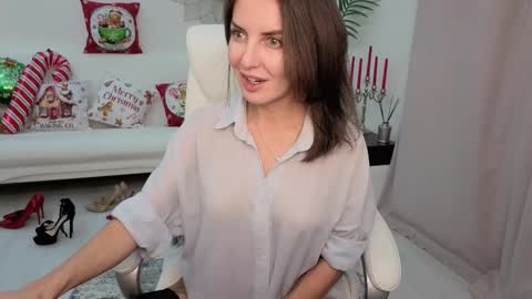 Snapshot of _beylly chatting on 12-02-25, 04:13 Beylly online show from 12-02-25, 04:13