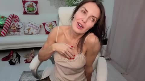 Snapshot of _beylly chatting on 12-03-25, 04:27 Beylly online show from 12-03-25, 04:27