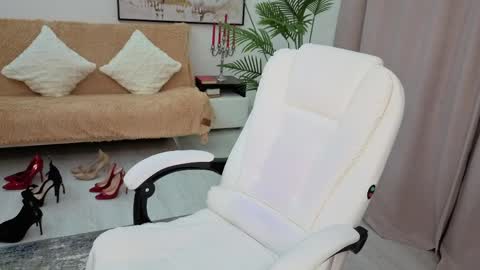 Snapshot of _beylly chatting on 03-31-26, 02:28 Beylly online show from 03-31-26, 02:28