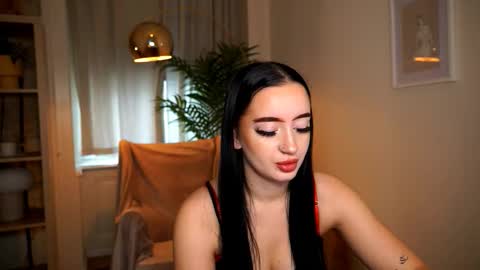 Pearl online show from 12-21-25, 11:17