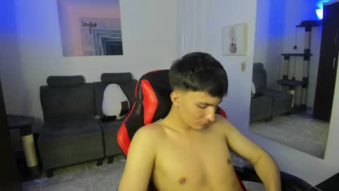 Snapshot of _blakee chatting on 01-10-25, 12:49 B L A K E online show from 01-10-25, 12:49