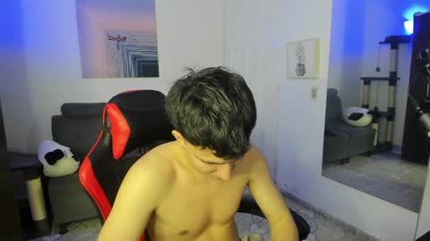 Snapshot of _blakee chatting on 01-12-25, 02:14 B L A K E online show from 01-12-25, 02:14