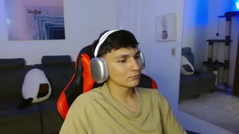 Snapshot of _blakee chatting on 02-12-25, 08:06 B L A K E online show from 02-12-25, 08:06