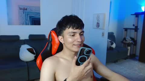 Snapshot of _blakee chatting on 03-04-25, 01:45 B L A K E online show from 03-04-25, 01:45