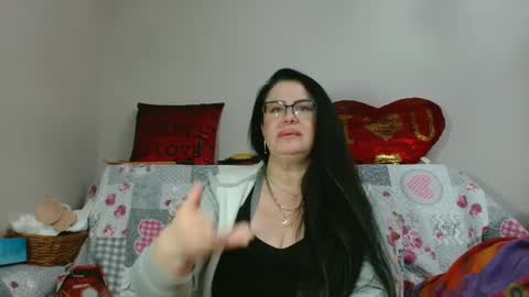 KHALEESI online show from 12-17-24, 05:18