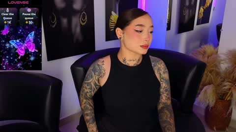 Brenna online show from 02-07-25, 07:06