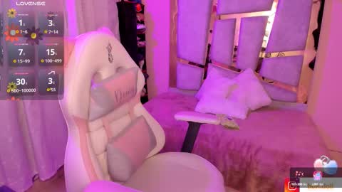 Angie  Independent model online show from 09-23-25, 07:11