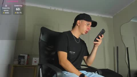 Snapshot of _bruno_bs chatting on 03-09-25, 01:46 BRUNO online show from 03-09-25, 01:46