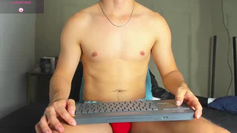 Snapshot of _bruno_bs chatting on 03-11-25, 09:26 BRUNO online show from 03-11-25, 09:26