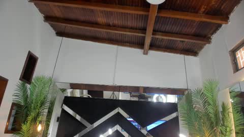 Candy online show from 10-03-25, 06:49