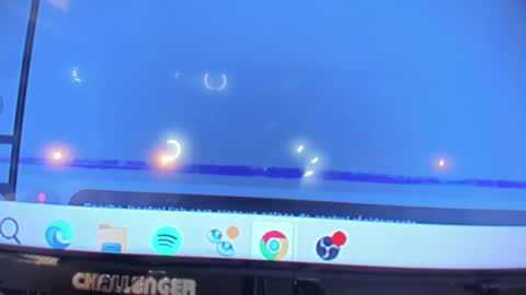 Candy online show from 10-07-25, 05:54