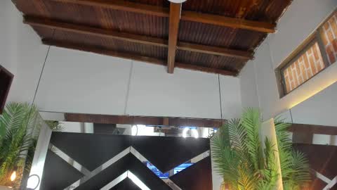 Candy online show from 10-17-25, 06:21