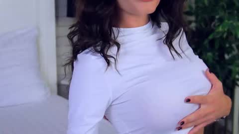 _carlawhite_ online show from 10-08-25, 03:59