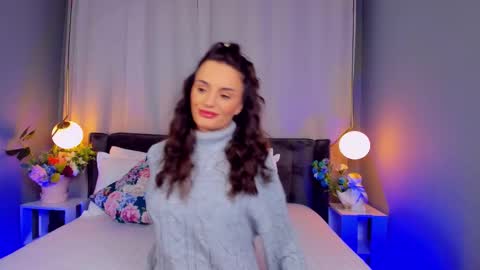 _carlawhite_ online show from 10-14-25, 03:18