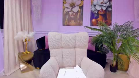 _carlawhite_ online show from 11-27-25, 04:47