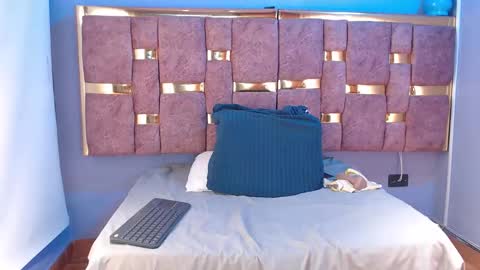 Snapshot of _caroline34 chatting on 03-23-26, 10:52 Caroline online show from 03-23-26, 10:52