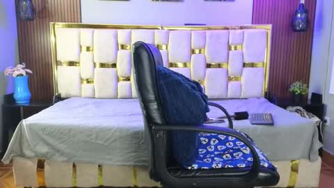 Snapshot of _caroline34 chatting on 04-09-26, 10:31 Caroline online show from 04-09-26, 10:31