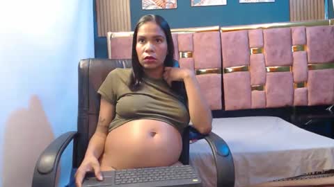 Snapshot of _caroline34 chatting on 04-11-26, 11:03 Caroline online show from 04-11-26, 11:03