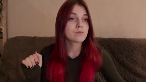 Caroline online show from 12-05-25, 01:20