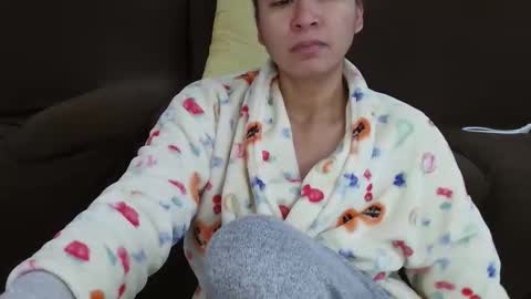 cat online show from 11-12-25, 09:32