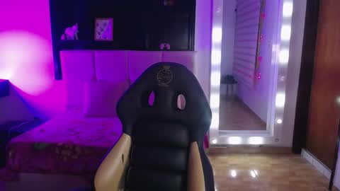 _charlotte_collins_ online show from 02-21-26, 03:13