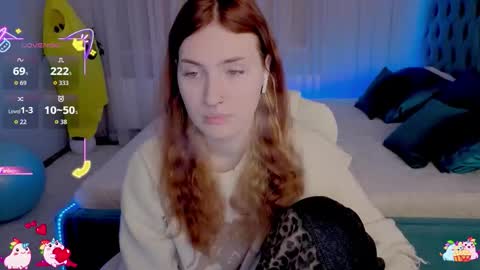 Alisa NO NUDE online show from 10-28-25, 09:28