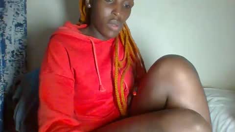 Snapshot of _clara01 chatting on 01-15-25, 09:35 clara online show from 01-15-25, 09:35