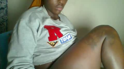 Snapshot of _clara01 chatting on 01-18-25, 05:31 clara online show from 01-18-25, 05:31