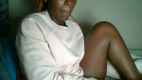 Snapshot of _clara01 chatting on 01-18-25, 06:10 clara online show from 01-18-25, 06:10