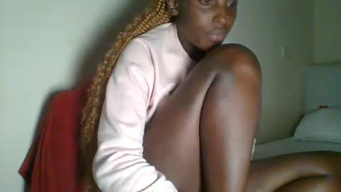 Snapshot of _clara01 chatting on 01-29-25, 09:12 clara online show from 01-29-25, 09:12