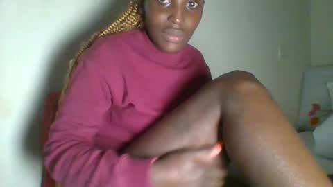 Snapshot of _clara01 chatting on 01-31-25, 06:14 clara online show from 01-31-25, 06:14