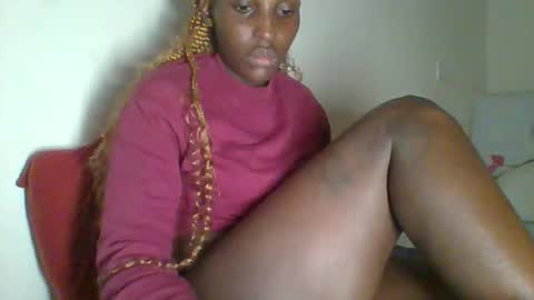 Snapshot of _clara01 chatting on 02-01-25, 06:10 clara online show from 02-01-25, 06:10