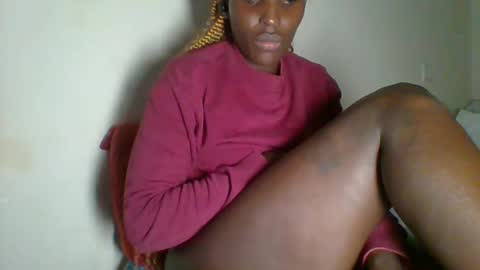 Snapshot of _clara01 chatting on 02-01-25, 05:47 clara online show from 02-01-25, 05:47