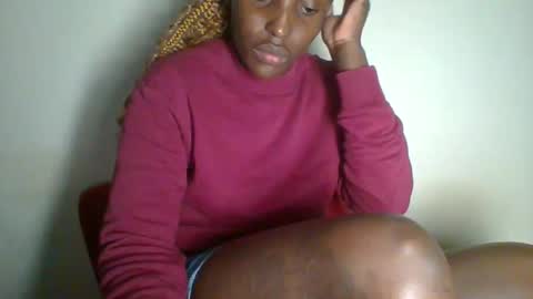 Snapshot of _clara01 chatting on 02-02-25, 03:39 clara online show from 02-02-25, 03:39