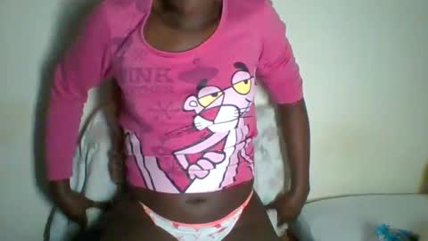 Snapshot of _clara01 chatting on 02-15-25, 10:33 clara online show from 02-15-25, 10:33