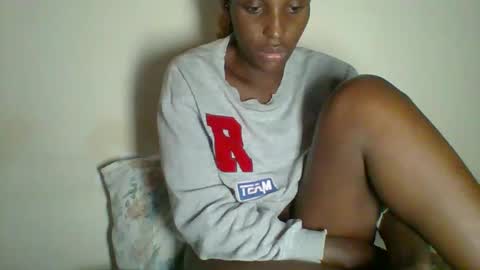 Snapshot of _clara01 chatting on 02-22-25, 07:23 clara online show from 02-22-25, 07:23