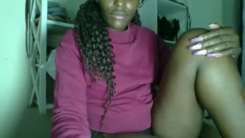 clara online show from 02-25-26, 06:06