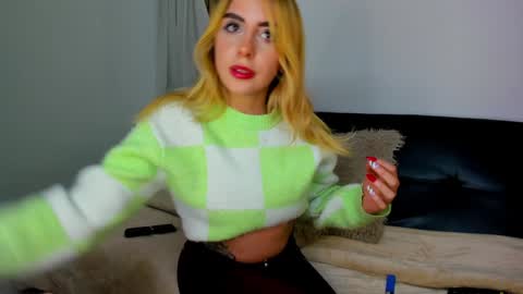  Chloe  online show from 12-10-24, 02:16