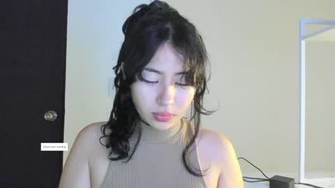 Snapshot of _cookiegirls_ chatting on 09-27-25, 03:55 Chloe and Sky online show from 09-27-25, 03:55