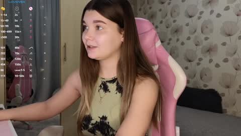 _cute_ice online show from 01-24-25, 04:48