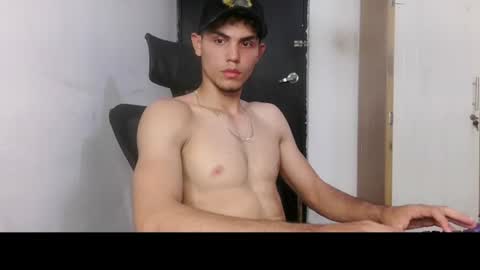 Snapshot of _dadybig_ chatting on 11-12-25, 12:11 _dadybig_ online show from 11-12-25, 12:11