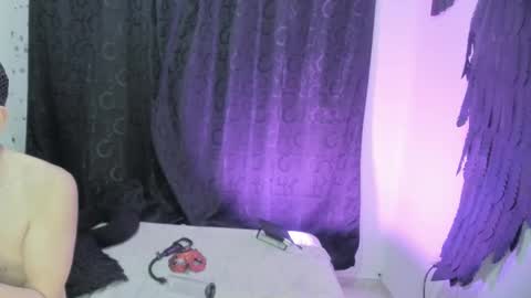Snapshot of _dakota_jones chatting on 09-10-25, 12:21 Dakota Jones online show from 09-10-25, 12:21