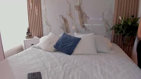 Snapshot of _dara_ chatting on 11-02-25, 06:43 Dara online show from 11-02-25, 06:43