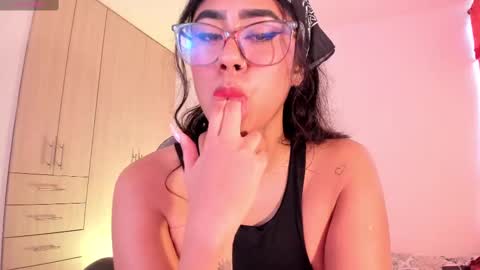 _devika online show from 02-10-25, 01:33