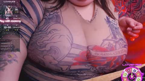 Snapshot of _ellybelly_ chatting on 09-23-25, 12:46 LIsa online show from 09-23-25, 12:46