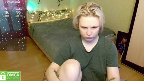 chloue and Gretta online show from 12-16-24, 09:03