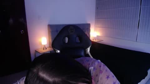 _emaa_ online show from 11-03-25, 01:01