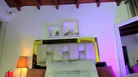 Isabella online show from 10-28-25, 12:09