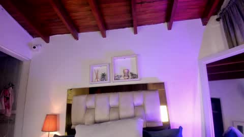 Isabella online show from 04-01-26, 12:06